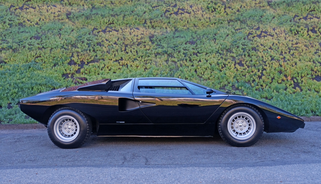 1976 Lamborghini LP400 Countach Periscopica | Symbolic International